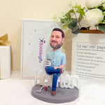 Personalisierter Wackelkopf mit Tasse „Weltbester Chef“