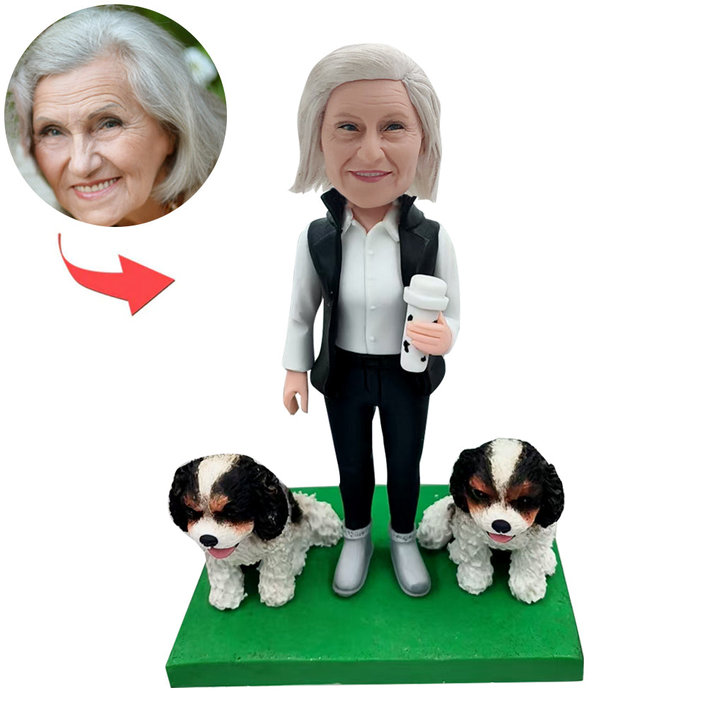 Benutzerdefinierte Wackelkopf-Mama mit zwei Hunden