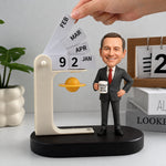 Personalisierter Schreibtischkalender für den Chef mit individueller Wackelkopf-Figur