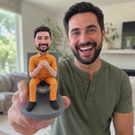 Lustiger Mann auf der Toilette individuelle Wackelkopf-Figur